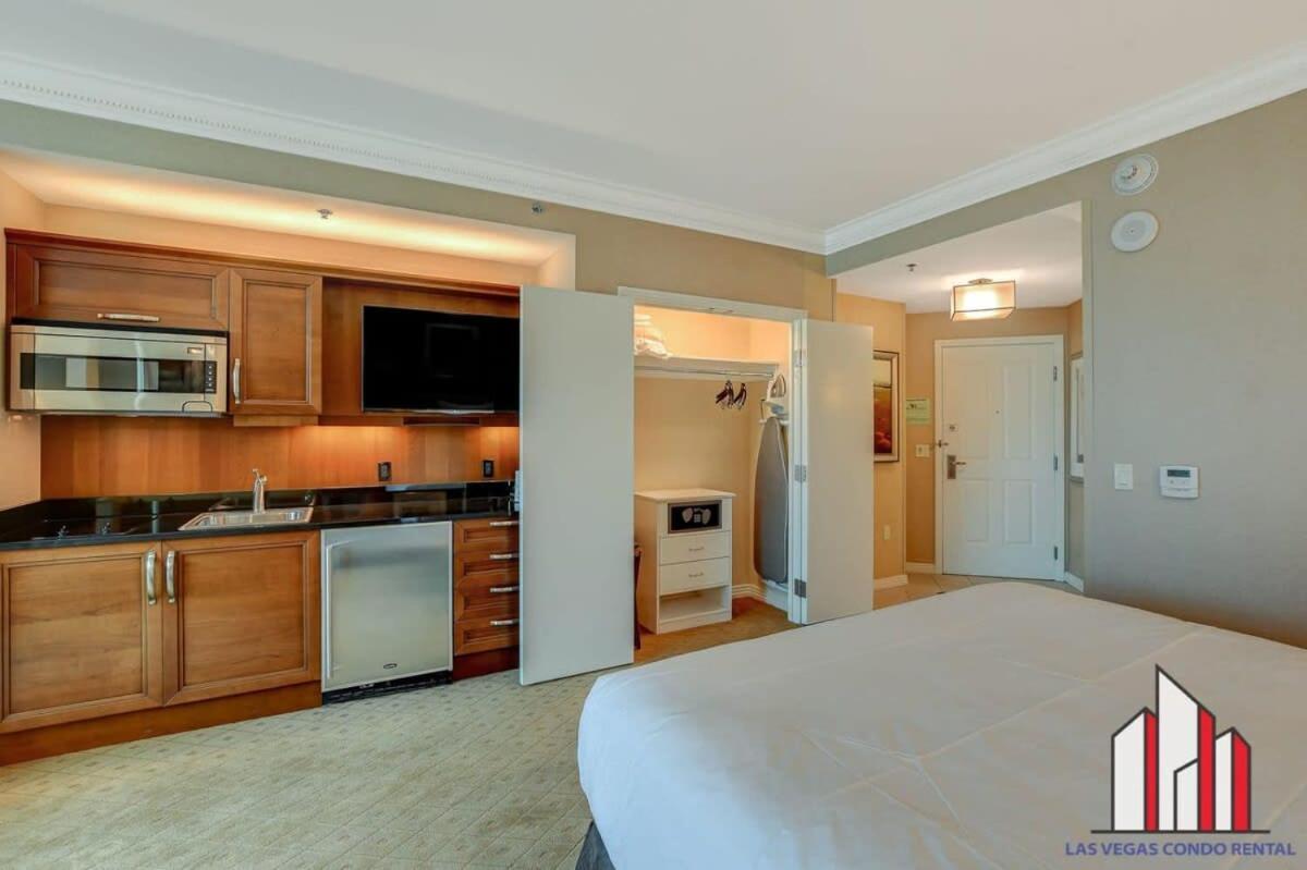 Mgm Signature-24-709 Strip View Jacuzzi Studio لاس فيغاس المظهر الخارجي الصورة