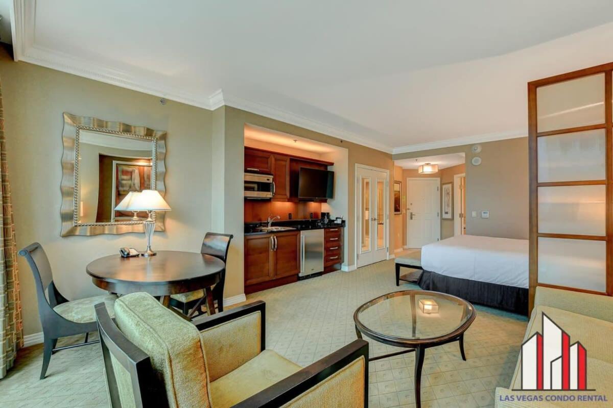 Mgm Signature-24-709 Strip View Jacuzzi Studio لاس فيغاس المظهر الخارجي الصورة